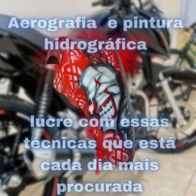 Capa de Aerografia e Pintura Hidrográfica em Motos