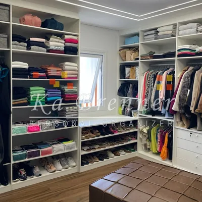 Capa de Dobrando e Organizando Suas Roupas como uma Profissional